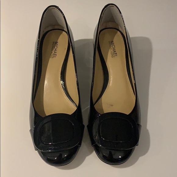 Michael kors Pauline buckle pumps - Picture 3 of 8